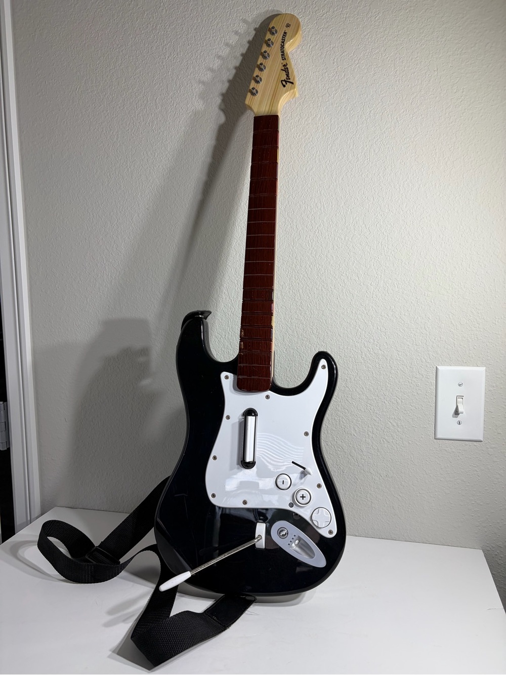Fender Stratocaster Wireless Guitar Controller for Rockband Model#NWGTS2